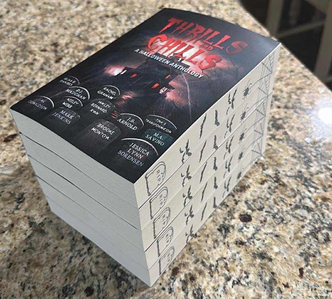 Book with custom printed edges